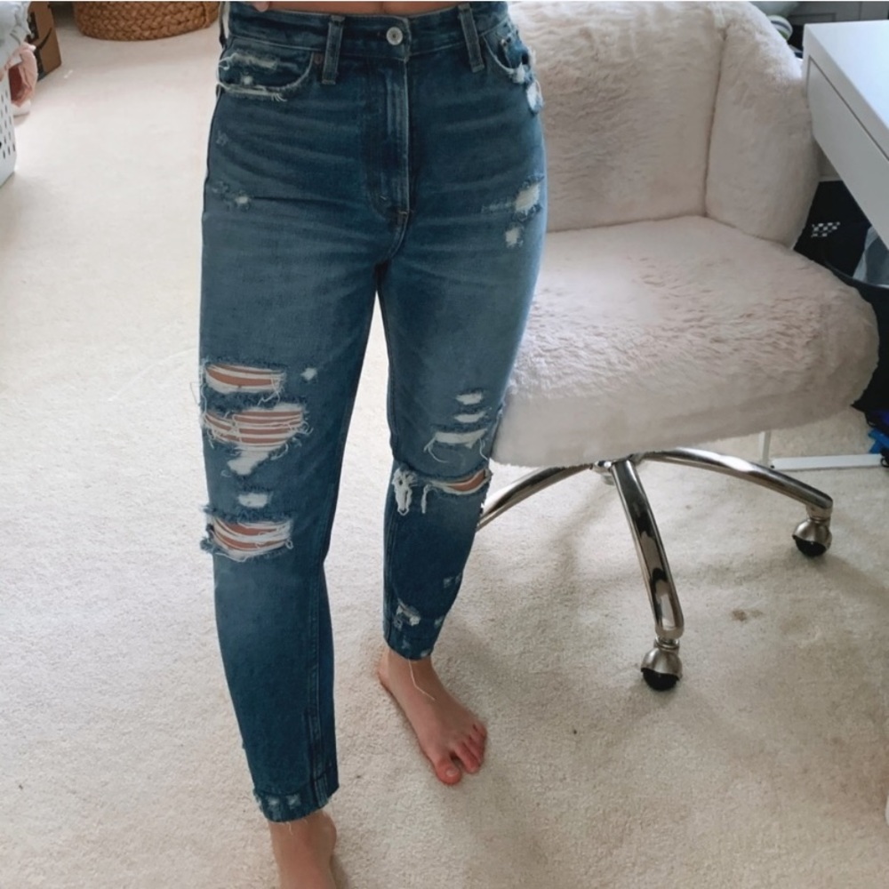 Distressed Girlfriend Jeans